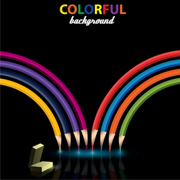 Lápices de colores sobre fondo negro