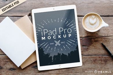 Maqueta de iPad Pro PSD
