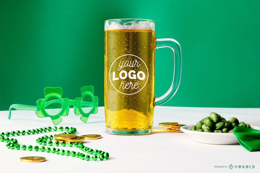 Caneca de cerveja maquete de st patrick Caneca de cerveja maquete de st patrick