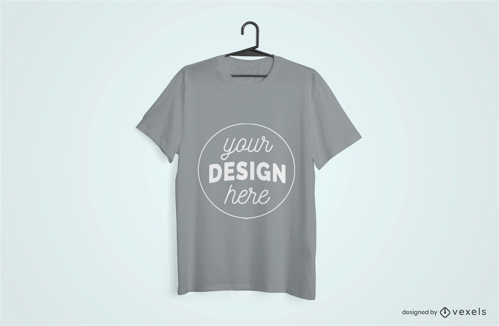 Design de maquete de t-shirt pendurada