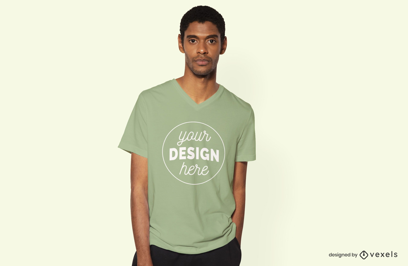 Design de maquete de camiseta masculina
