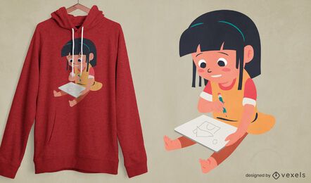Menina desenhando o design da camiseta da casa Menina desenhando o design da camiseta da casa