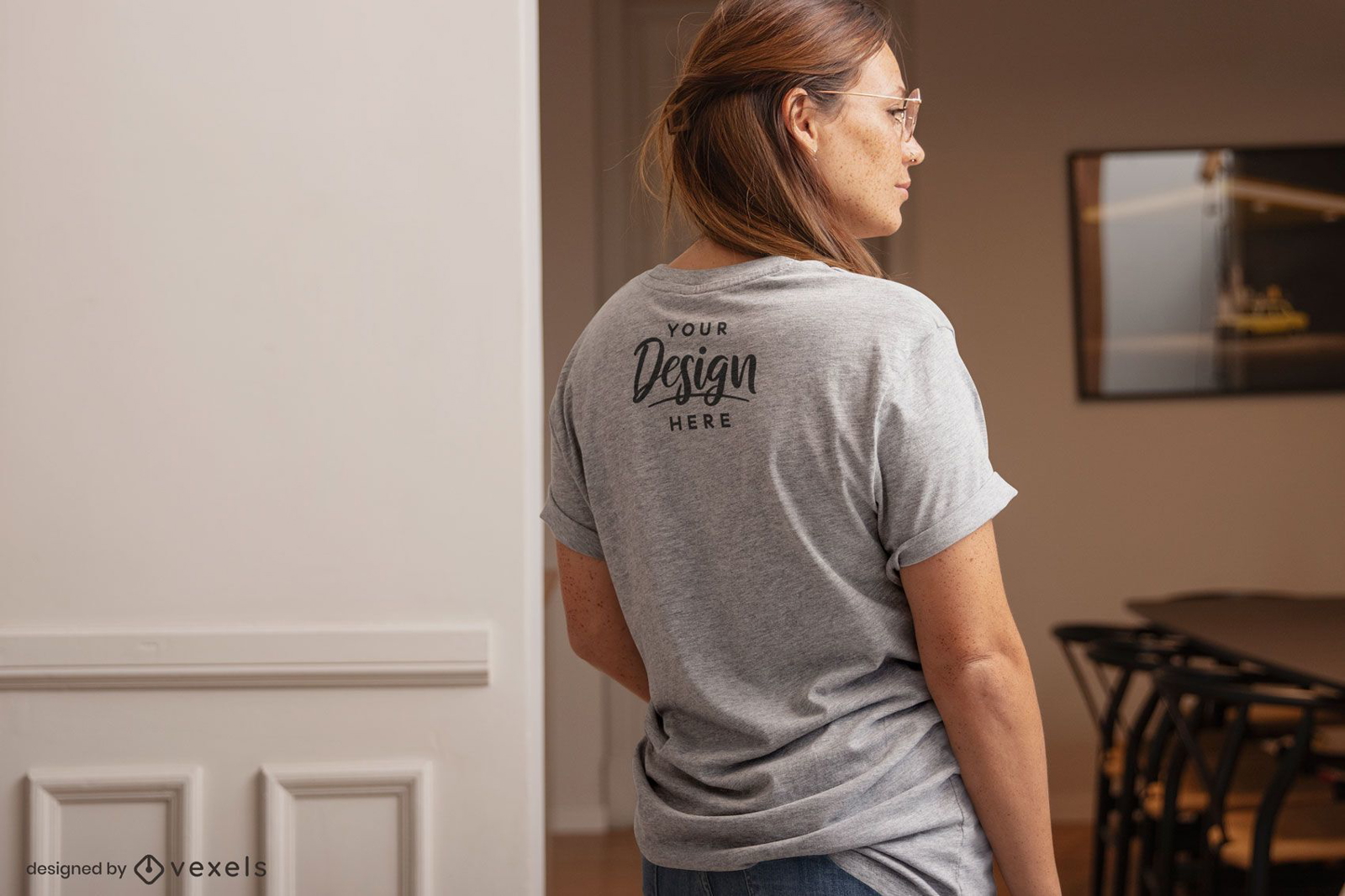 T-shirt feminina invertida para casa