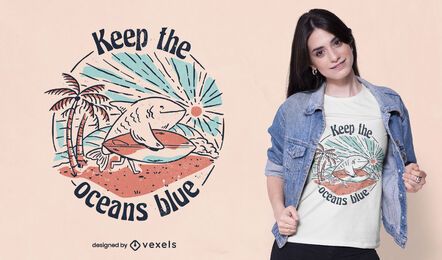 Projeto de camiseta de tubarão surfando para preservação do oceano