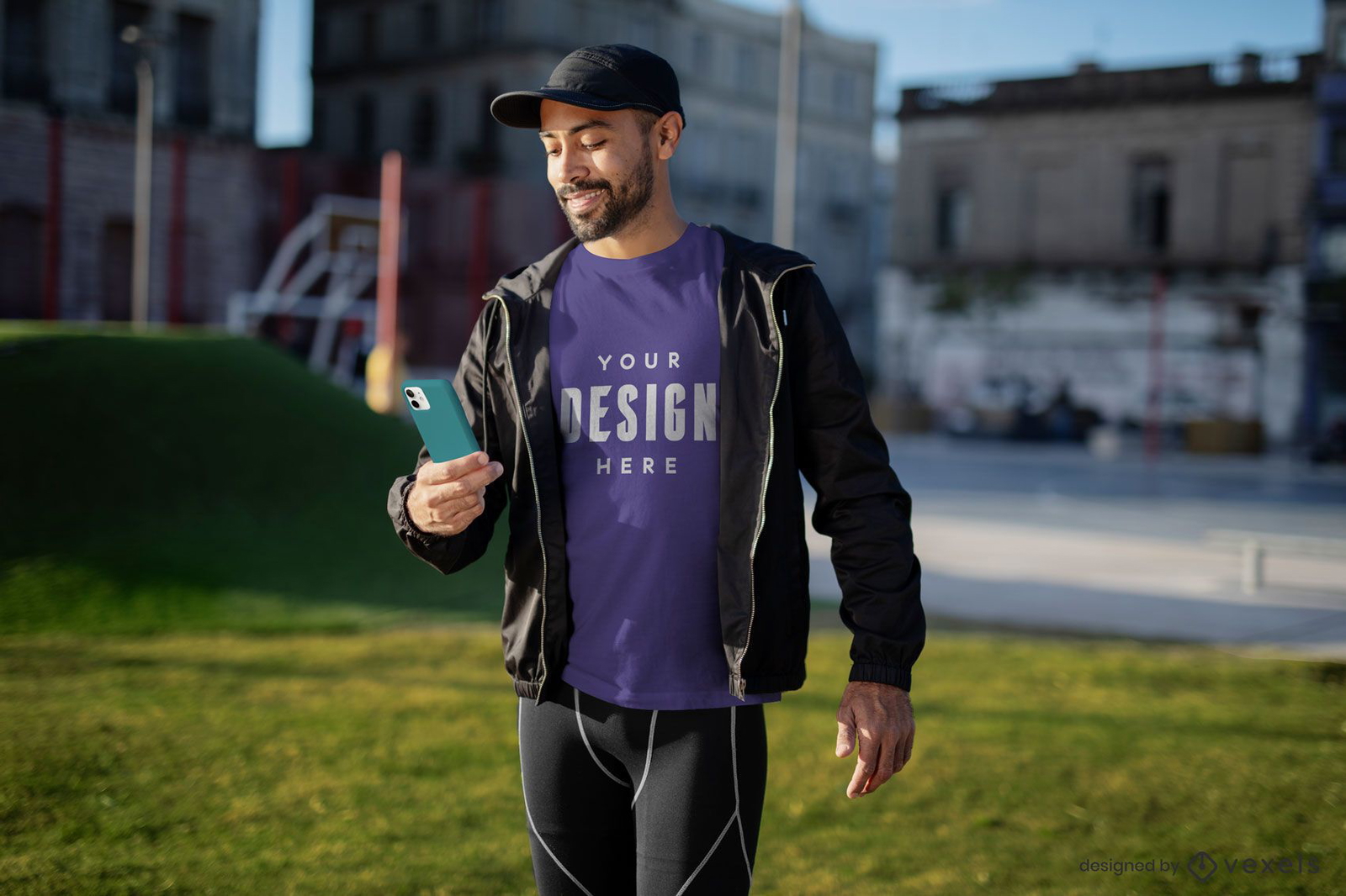 Hombre de ejercicio con maqueta de camiseta de teléfono