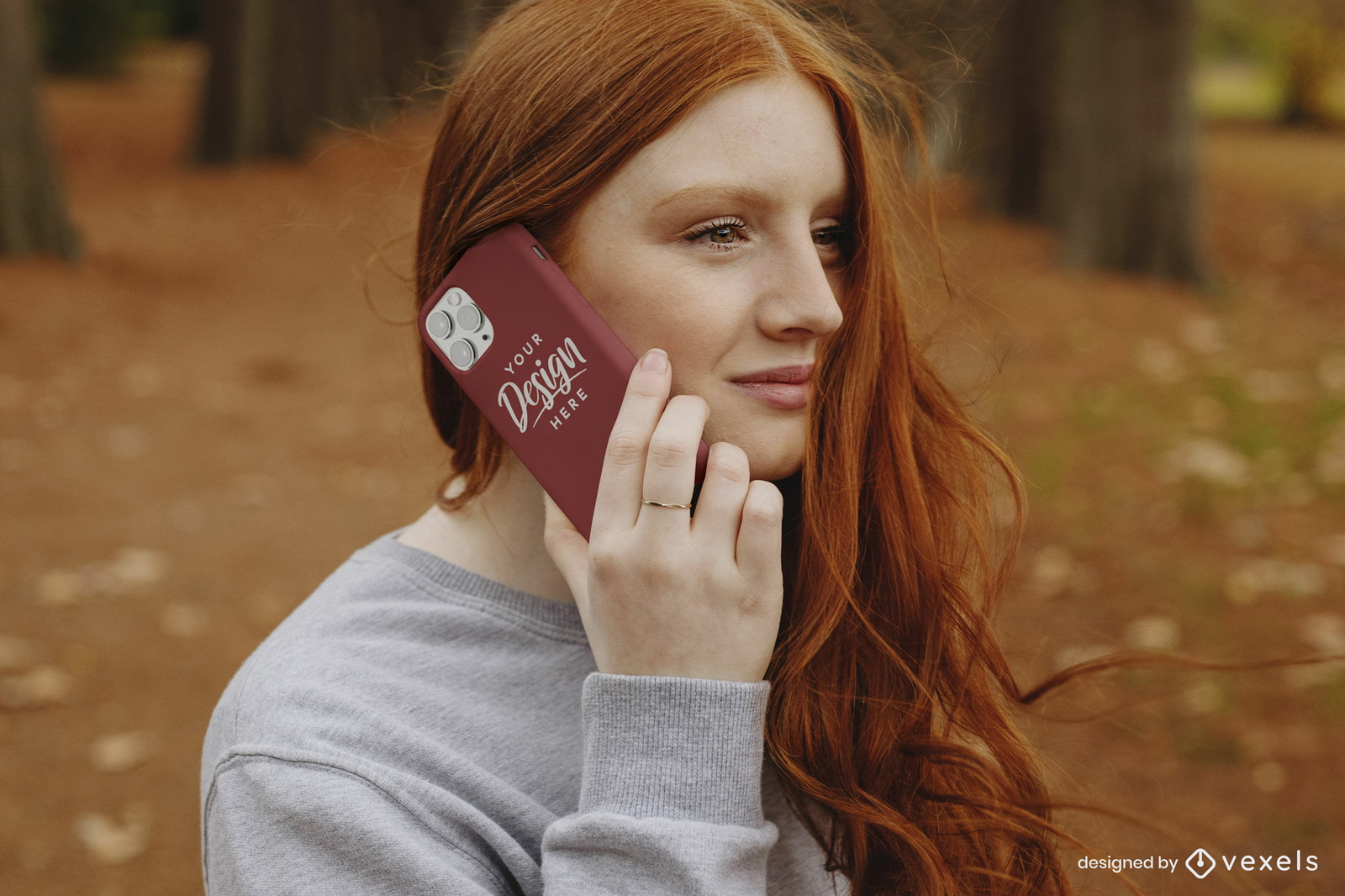 Rothaarige Frau Herbst Handyhülle Modell