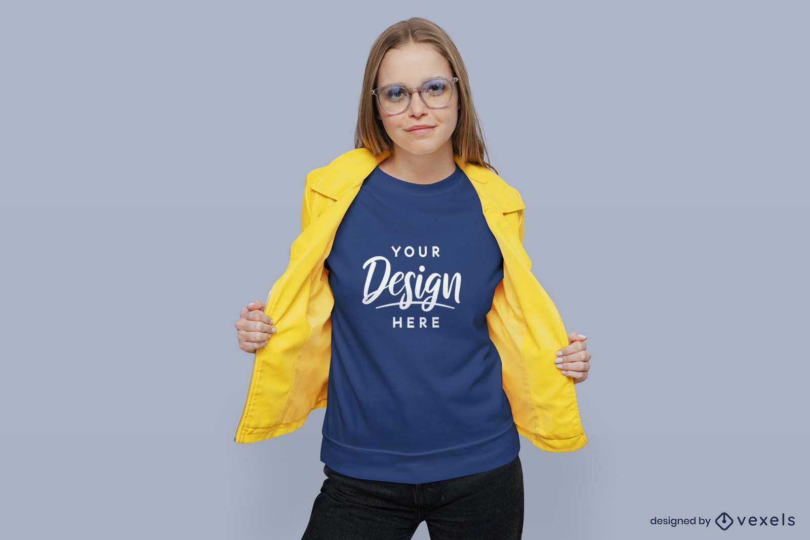 Mädchen im blauen Sweatshirt mit gelbem Jackenmodell