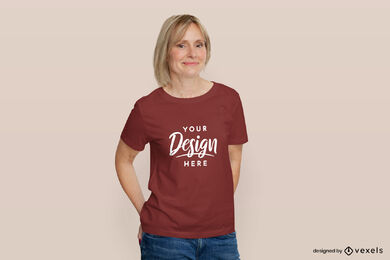 Mujer en camiseta roja maqueta fondo plano