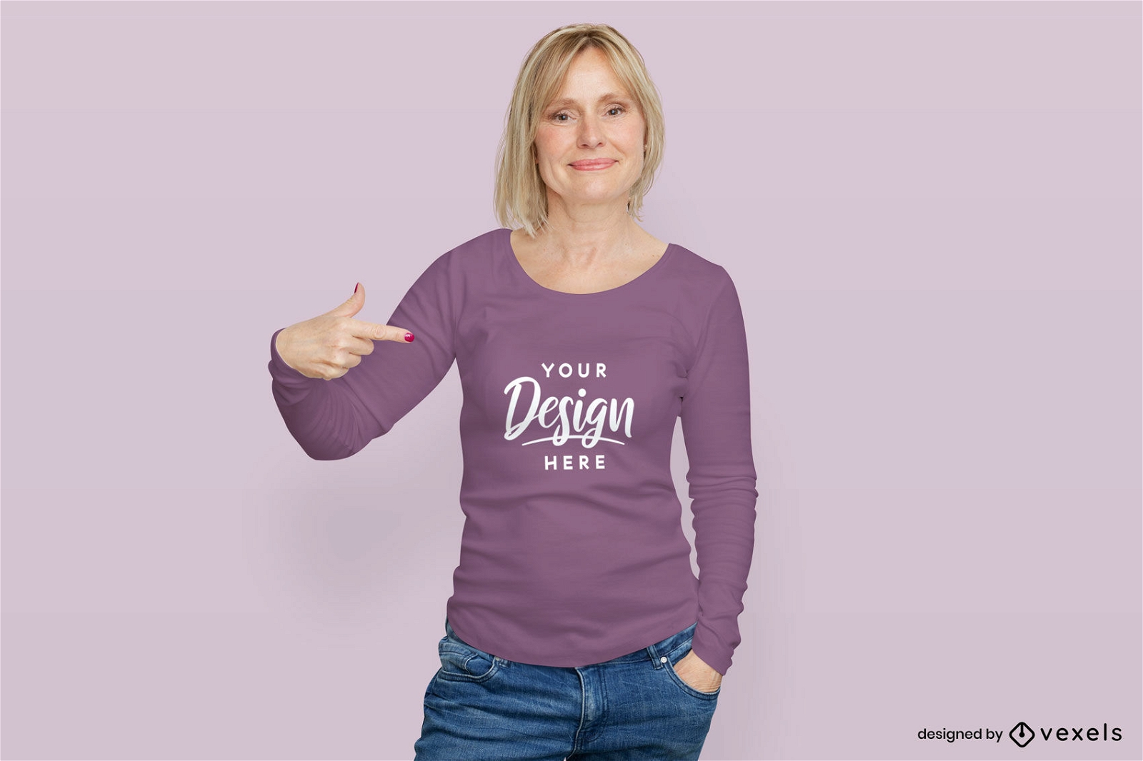 Frau im lila Langarm-T-Shirt-Modell
