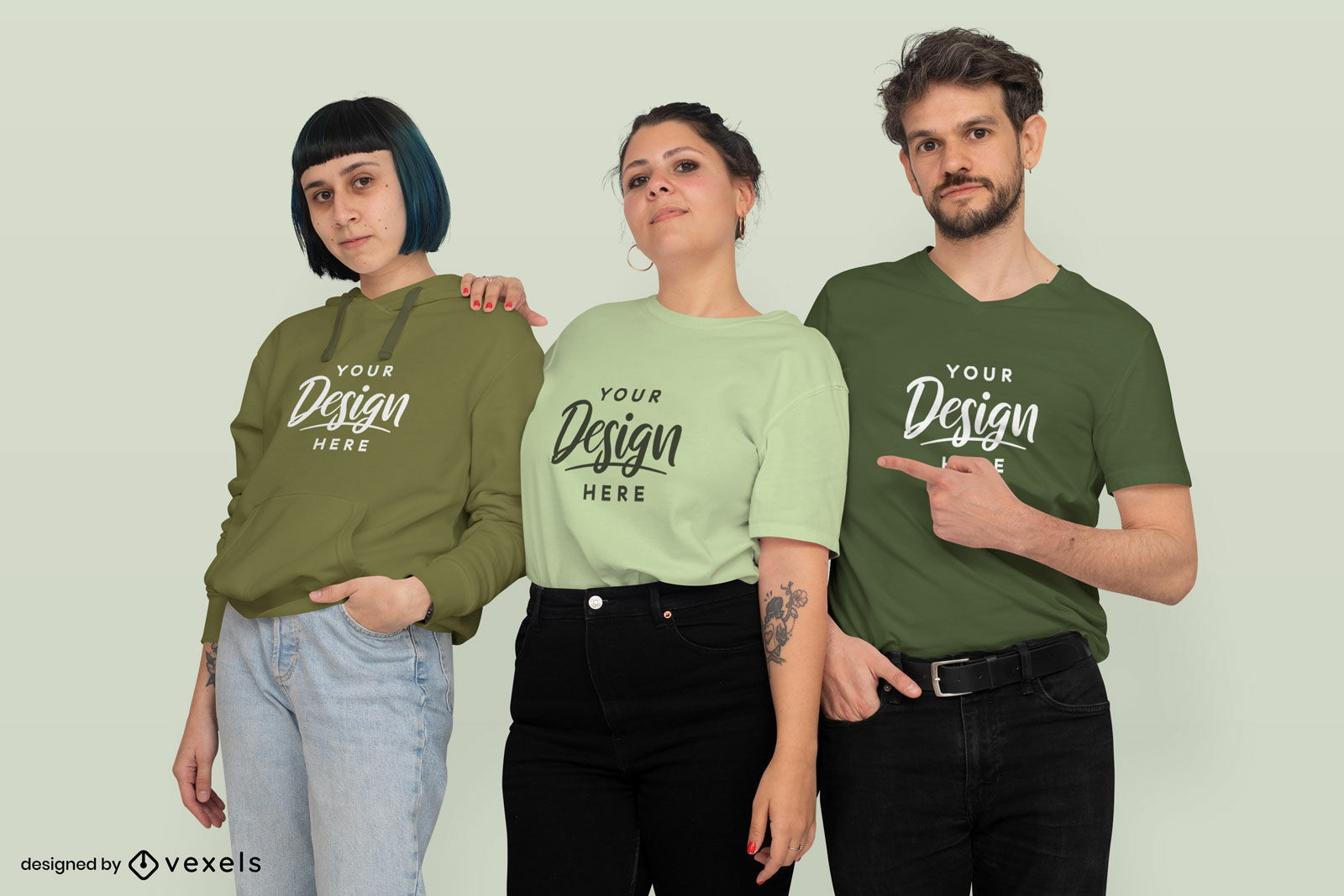 Maquete de camisetas e moletons de três modelos