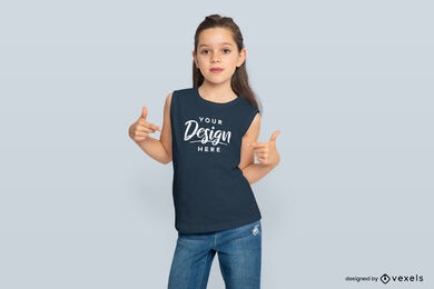 Garota apontando para maquete de camiseta regata
