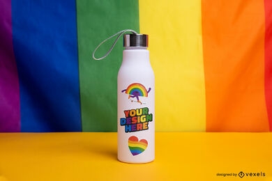 Diseño de maqueta de botella de bandera de orgullo