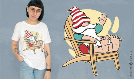 Gartenzwerg im Lounge Chair T-Shirt Design