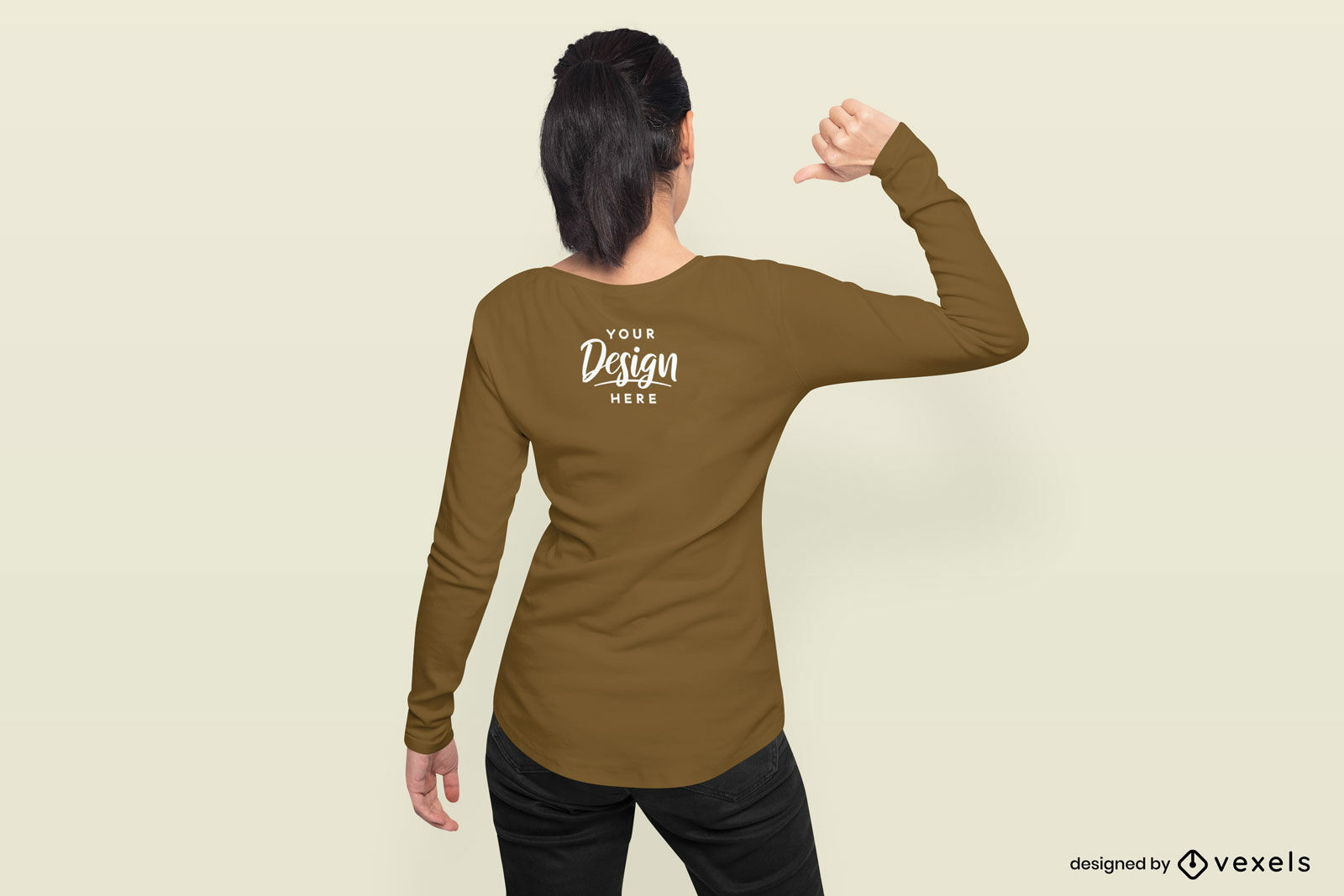 Frau enge lang?rmlige R?ckseite T-Shirt Mockup