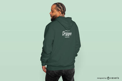 Hombre negro con trenzas en maqueta de sudadera con capucha