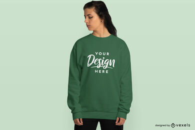 Chica joven morena en maqueta de sudadera