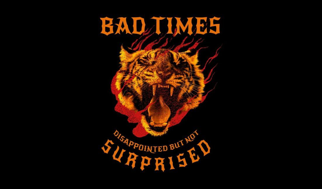 Plantilla de diseño para camiseta Ilustración de un tigre feroz con un diseño de cita atrevida