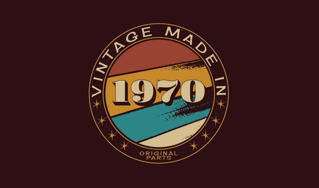 Modelo de design para camiseta Vintage 1970 feito em design com tema de peças originais