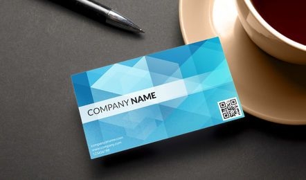 Cartão de visita corporativo com código QR